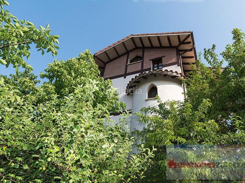 Foto 521eeef2-81cd-4ade-b205-2d7922ad5605. Chalet avec parking dans La Peña Bilbao