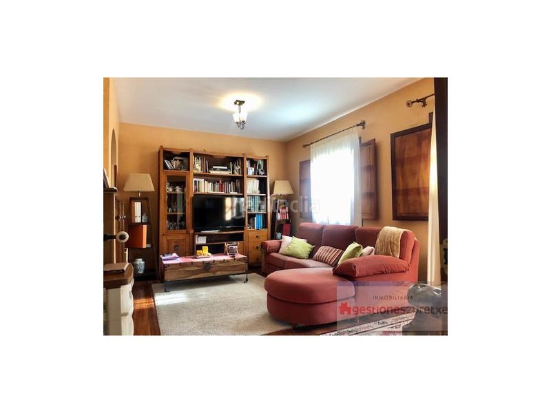 Foto 54e5d120-27b2-4e2b-8687-f88db48b5ca5. Chalet avec parking dans La Peña Bilbao