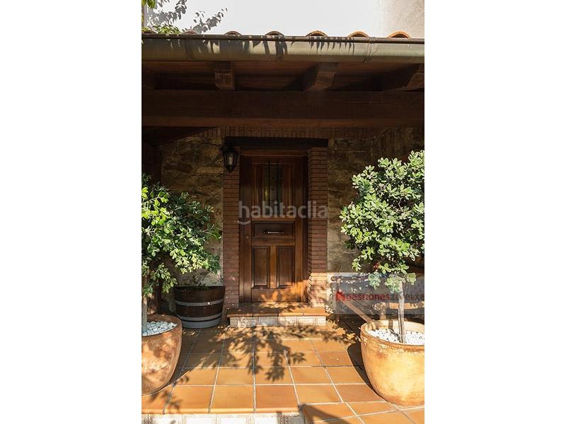 Foto 5635dc2b-39f3-4ead-8388-c204c171331f. Chalet avec parking dans La Peña Bilbao