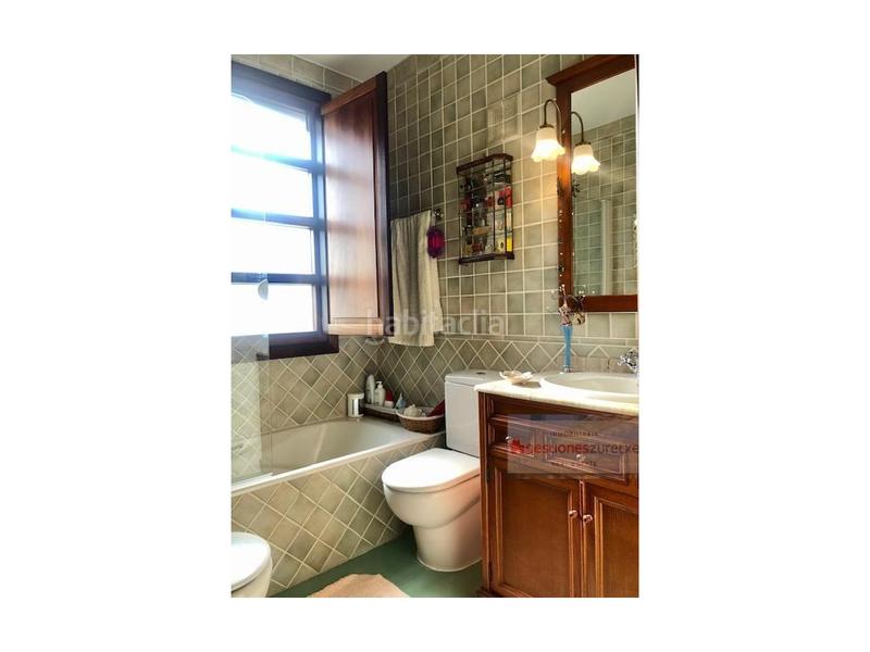 Foto 6962bb28-e22d-43ad-9ec1-7cf5652462cc. Chalet avec parking dans La Peña Bilbao