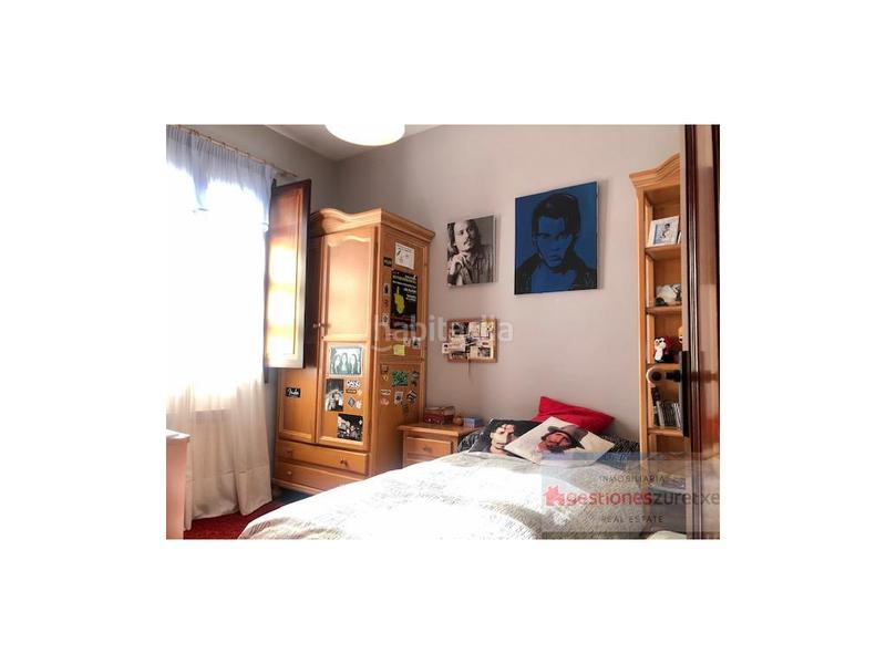 Foto 8aa9c62e-147c-4b26-9d8f-b75d08d86407. Chalet avec parking dans La Peña Bilbao