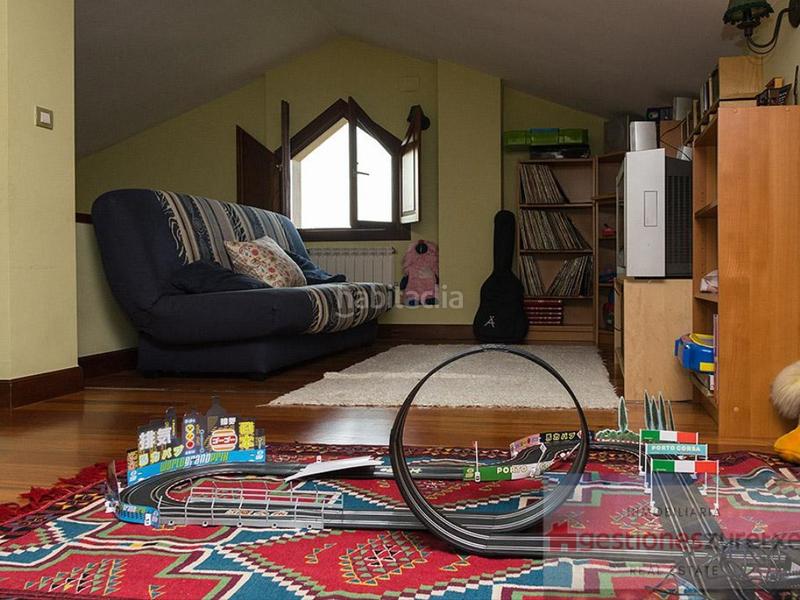 Foto a2f9fa99-3c47-4838-8d37-eca8f1fef263. Chalet avec parking dans La Peña Bilbao