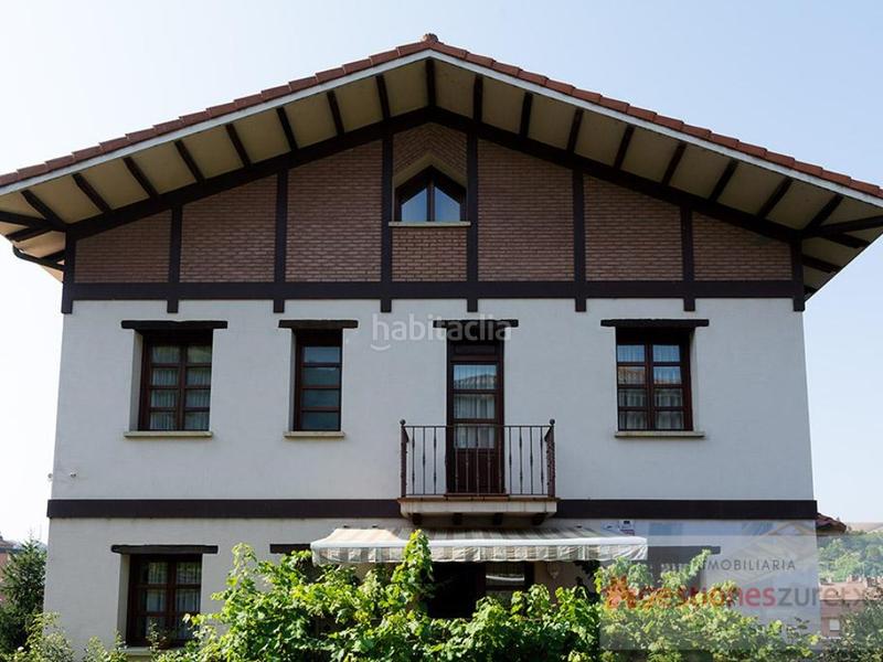 Foto b2ea406e-87a0-46b5-a799-18182e268a1d. Chalet avec parking dans La Peña Bilbao