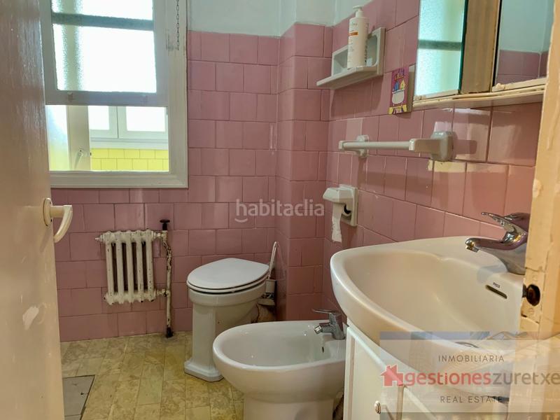 Foto 4e530484-294d-472f-9bd6-5234882d0b07. Piso venta de piso exterior en autonomía en Ametzola Bilbao