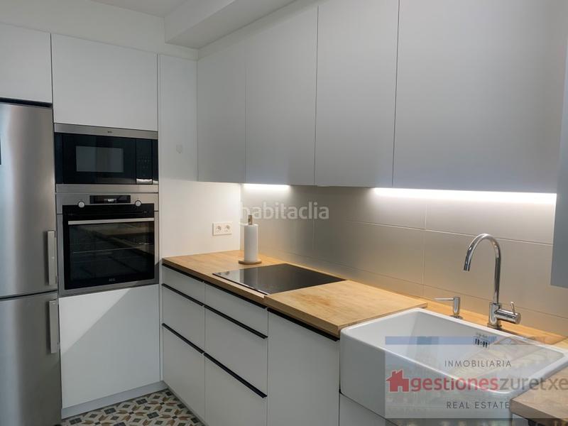 Foto 08e04083-ea21-4180-91d9-5eedeb91558b. Location appartement avec parking dans Basurtu Bilbao