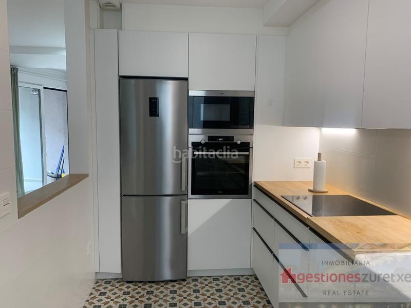 Foto 7e5aa32d-0ea1-4b6f-b3c4-11dc22d04831. Location appartement avec parking dans Basurtu Bilbao