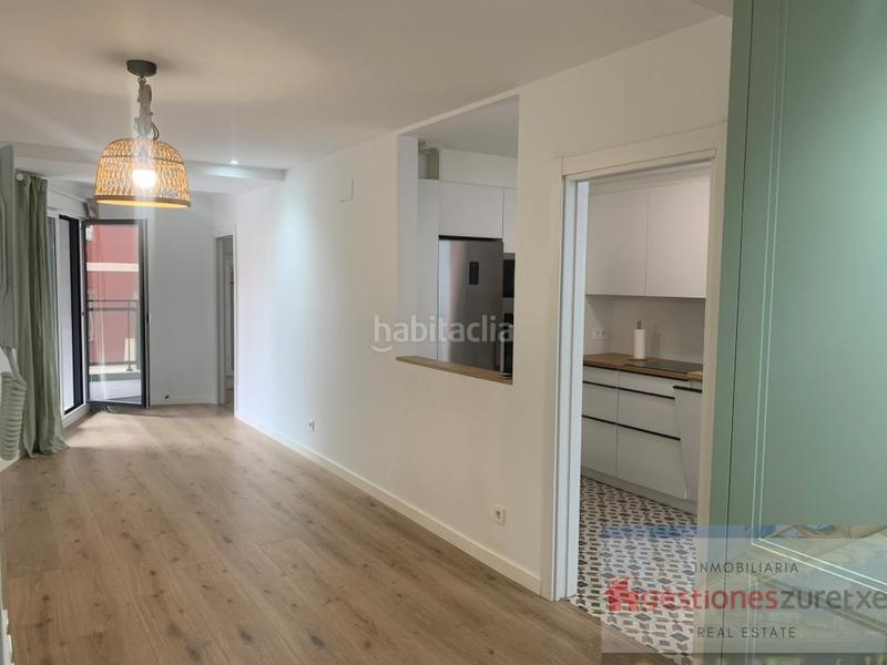 Foto f2cf5ceb-2dd5-4f52-a0a4-5661d409a8bb. Location appartement avec parking dans Basurtu Bilbao