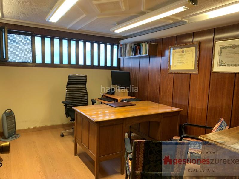 Foto cff90d4b-985b-4dbb-a022-86fa9c719622. Rent office space in Zona Indautxu Bilbao