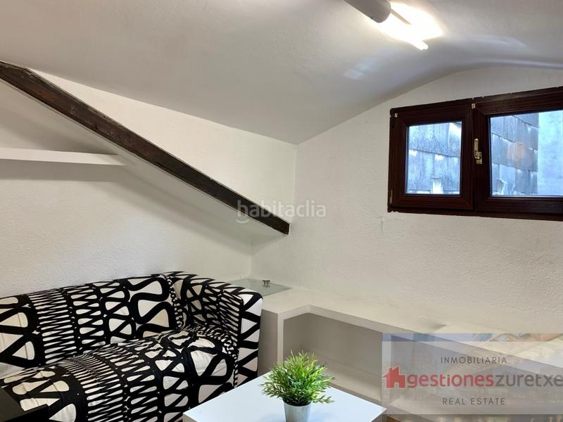 Foto d42ceb68-54c9-433b-96f1-e509d0272e28. Flat with parking in Zabalburu Bilbao