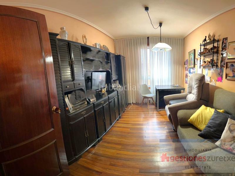 Foto 05b1590a-40de-4256-a15a-d7092b4aad6b. Appartamento con parcheggio in San Pedro de Deusto - La Ribera Bilbao