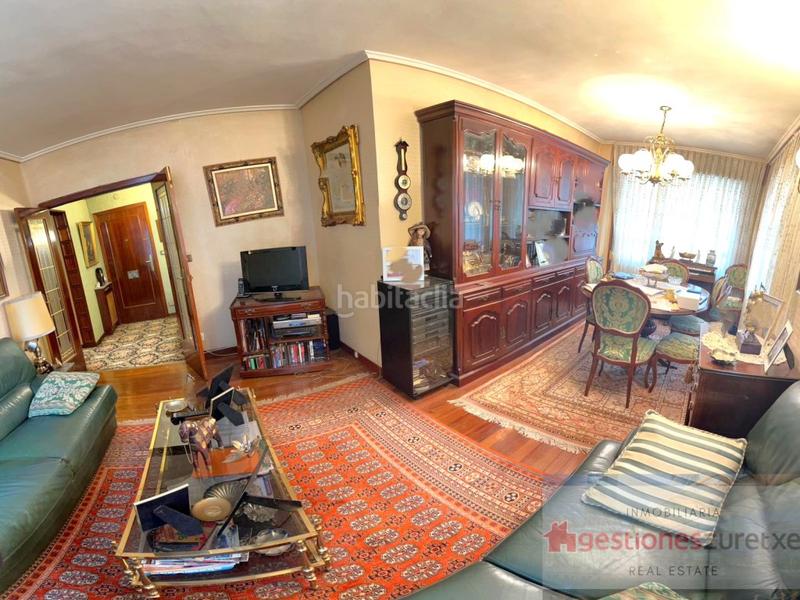 Foto 7663fc2e-ea0e-4eed-95cb-75df19d9384e. Appartamento con parcheggio in San Pedro de Deusto - La Ribera Bilbao