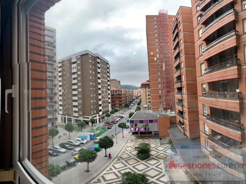 Foto ace40045-efa1-47bf-a6e8-d9f160b21f91. Appartamento con parcheggio in San Pedro de Deusto - La Ribera Bilbao