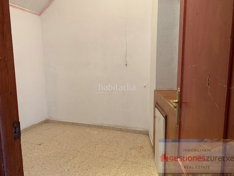 Foto b5413319-3e63-4105-8d75-72a377443ae7. Local comercial a Basurtu Bilbao