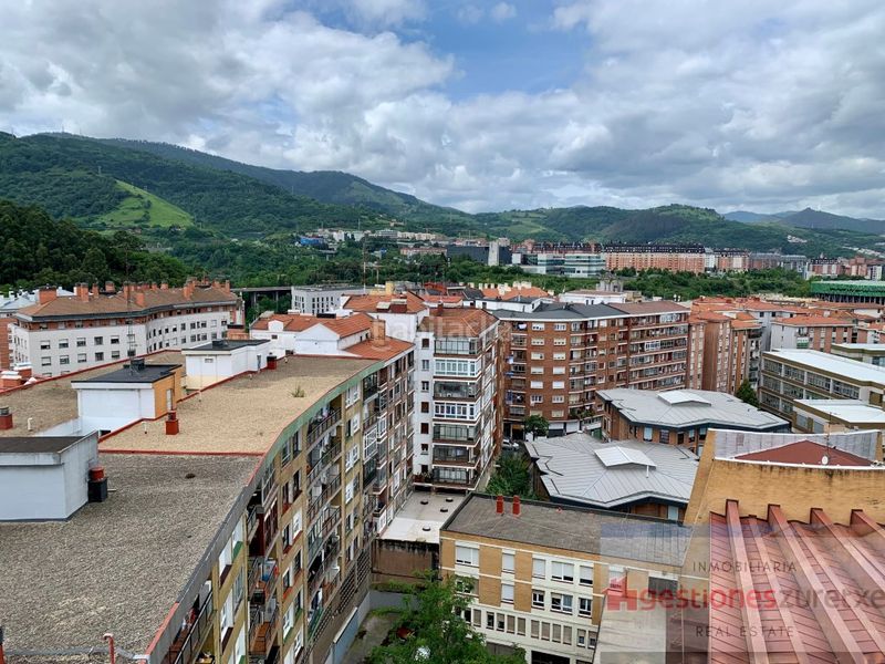 Foto bd9fbed7-b56f-4c88-b912-b2ecd9c2703d. Pis amb aparcament a Santutxu-Basarrate Bilbao
