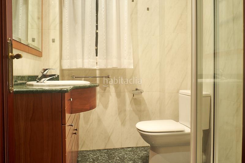 Foto 21669dc6-b03c-46d1-a3bb-2c0feb93f040. Piso centro piso con garaje y trastero en Basurtu Bilbao