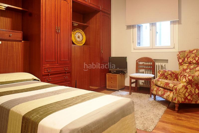 Foto 981a8563-b1c3-43f8-be71-8e02ff993234. Piso centro piso con garaje y trastero en Basurtu Bilbao