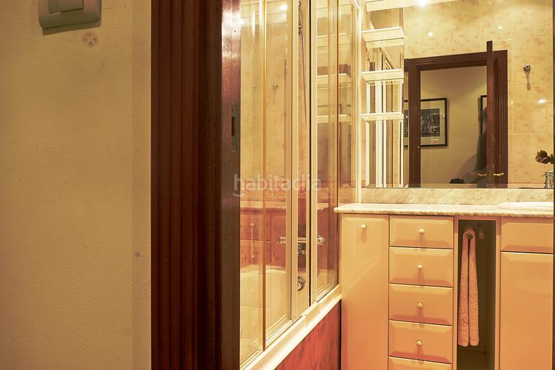 Foto bf18ddb6-2f91-4403-8e59-c6d2712763d6. Piso centro piso con garaje y trastero en Basurtu Bilbao