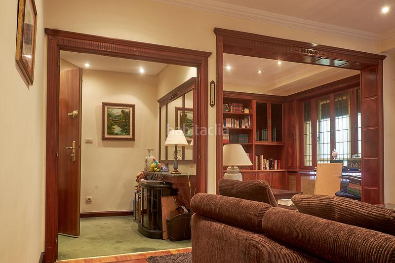 Foto e07eade6-f752-4f94-90fc-ef51ab960744. Piso centro piso con garaje y trastero en Basurtu Bilbao