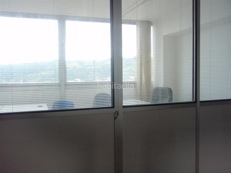 Foto 1496bebb-9258-475b-ac1c-5b1b64e3935e. Miete büro in hurtado de amezaga kalea 27 in Zabalburu Bilbao