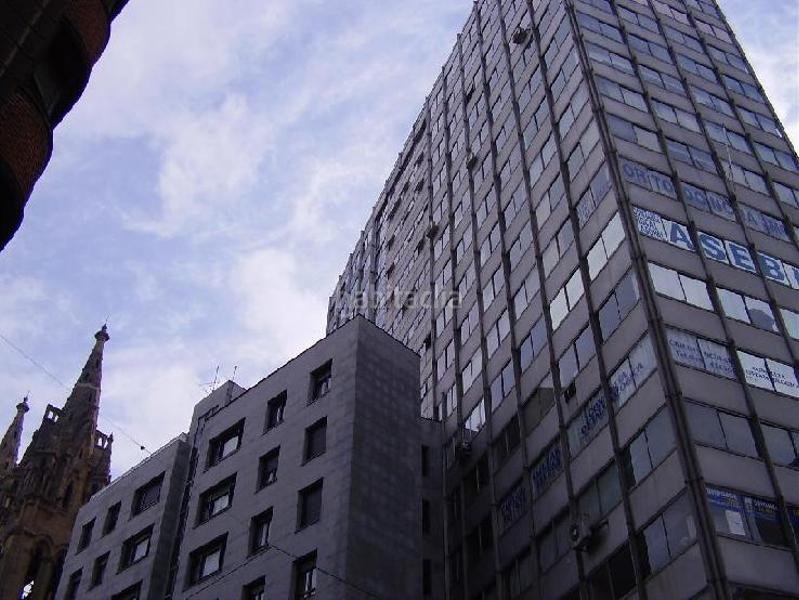 Foto 7e58bab0-b7b1-4663-8c93-e943e3e04e74. Rent office space in hurtado de amezaga kalea 27 in Bilbao