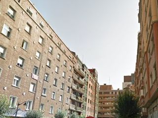 Flat in Calixto Diez Kalea 38