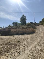 Terreny residencial a Tibi. Finca de 16000m2 en varias alturas con posibilidad de construir