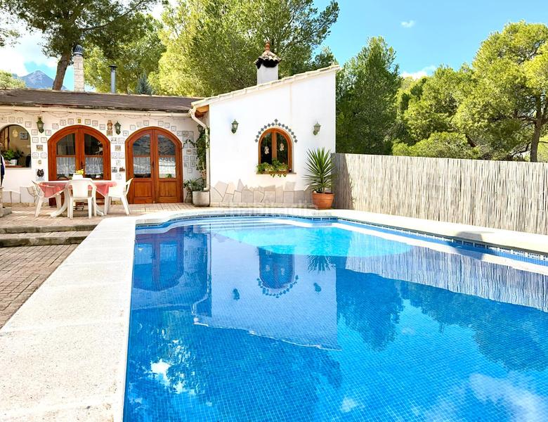 Foto b4cd00af-c66d-422c-8daa-d7f9c3dcc8d4. Chalet ocasion fantastico chalet inmejorable por zona y calidades en Tibi
