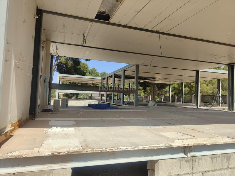 Foto 41346994-33c0-4cb2-a91e-c95429d81c4c. Chalet avec cheminée parking piscine dans Tibi