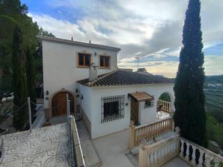Xalet en Castalla. Ocasion fantastico chalet en tibi