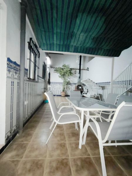 Foto 0f6770f3-9ee8-4afb-b791-81d605a30562. Casa amb xemeneia calefacció a Centro Sant Vicent del Raspeig