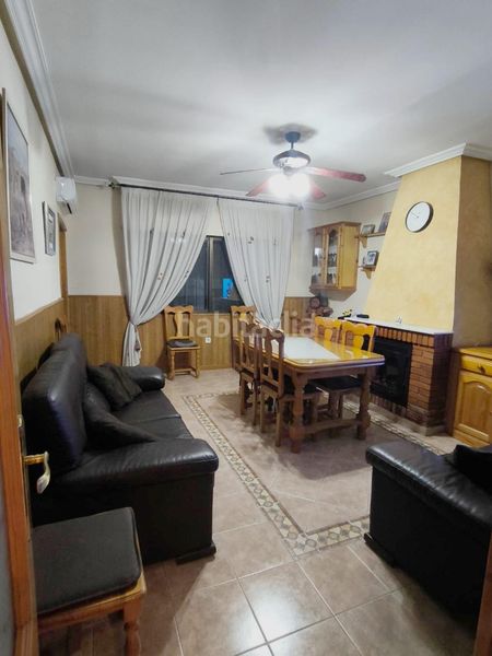 Foto 924c7773-28c0-4900-b779-8f033da51524. Casa amb xemeneia calefacció a Centro Sant Vicent del Raspeig