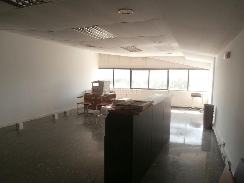 Foto 2232b37e-6314-4d97-a1b5-45b14512b4f1. Location bureau dans Centre Hospitalet de Llobregat (L´)