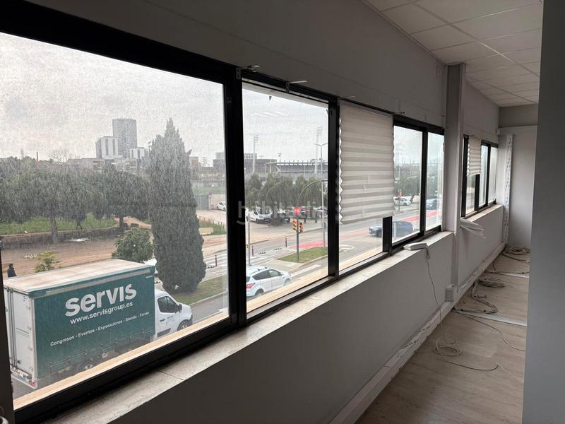 Foto f6746736-7385-4321-81b5-810e89a3672d. Lloguer oficina a Centre Hospitalet de Llobregat (L´)