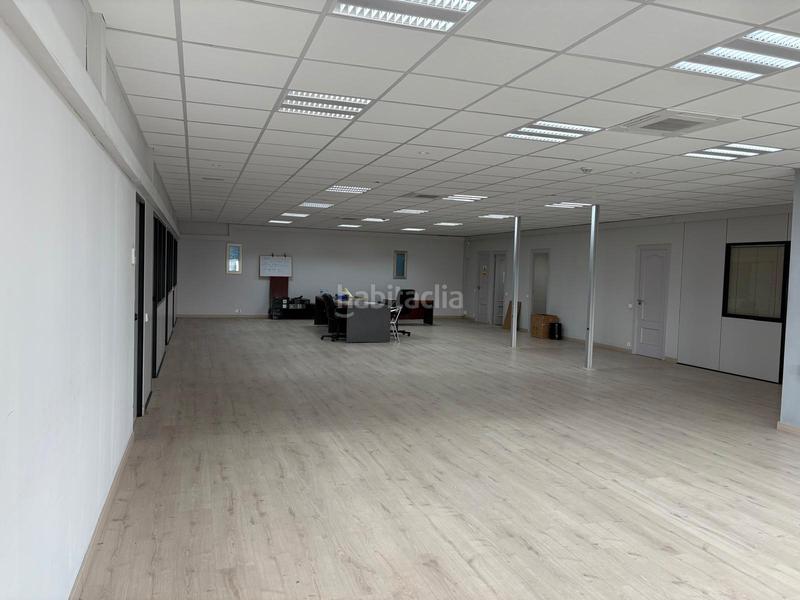 Foto 48dee996-47e0-4df3-8a0e-c5a5f288a830. Location bureau dans Centre Hospitalet de Llobregat (L´)