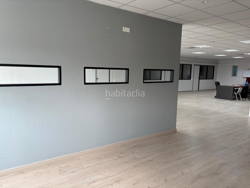 Foto 7bc4f12a-fad2-4e86-b544-9772acbcfb91. Miete büro in Centre Hospitalet de Llobregat (L´)