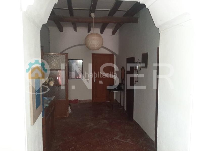 Foto 8f55f570-e05f-4bb4-abbd-762759af8334. Casa gran finca rustica con múltiples edificaciones en Campos