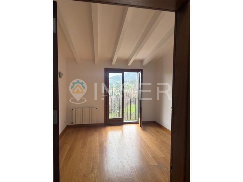 Foto a264478d-4b95-4b93-8a6f-f96f949ea4b6. Casa con parcheggio in Alaró