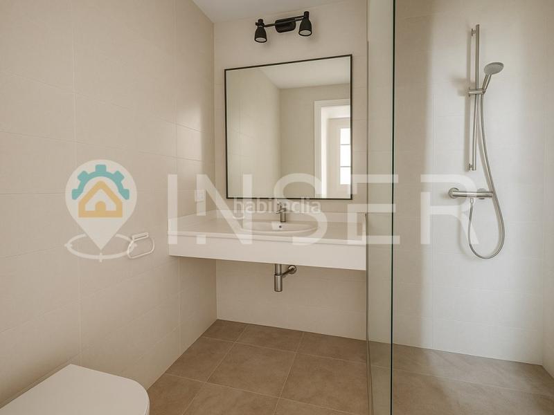 Foto 93379b66-2e17-4d69-8527-14f10d13e0e7. Casa adossada a Es Camp de Mar Andratx