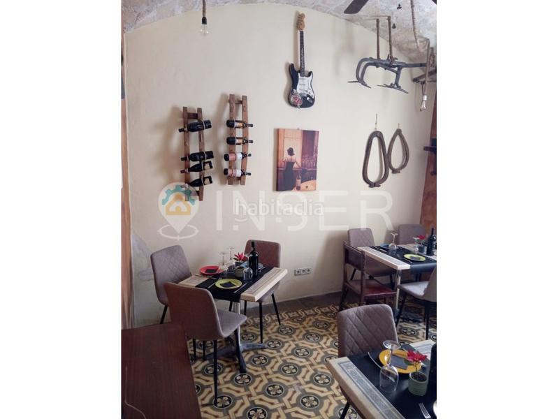 Foto fbc24119-f908-4c56-a0cb-d14938968bff. Location local commercial dans Sencelles