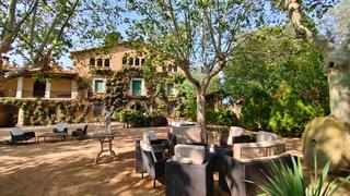 Masia a Palau. Finca de lujo del siglo xii con 110 ha de terreno en el gironès