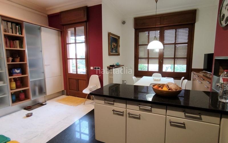 Foto c862e2ff-d1f5-439a-a145-f50dcb4b4770. Xalet amb calefacció aparcament piscina a Palau Girona