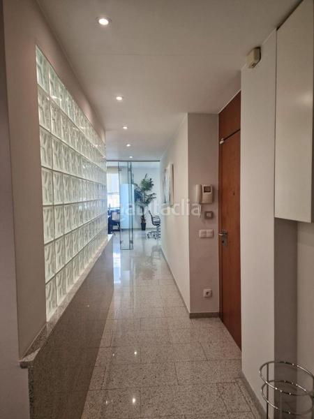 Foto 0eab7e8d-bcb4-4247-acef-b47cf66f9301. Miete büro in Eixample Nord Girona
