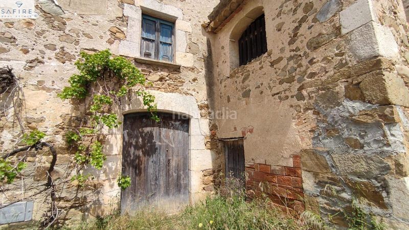 Foto eb45d439-9b67-448a-aae8-4d2ff2d9d41f. Masia a Aiguaviva