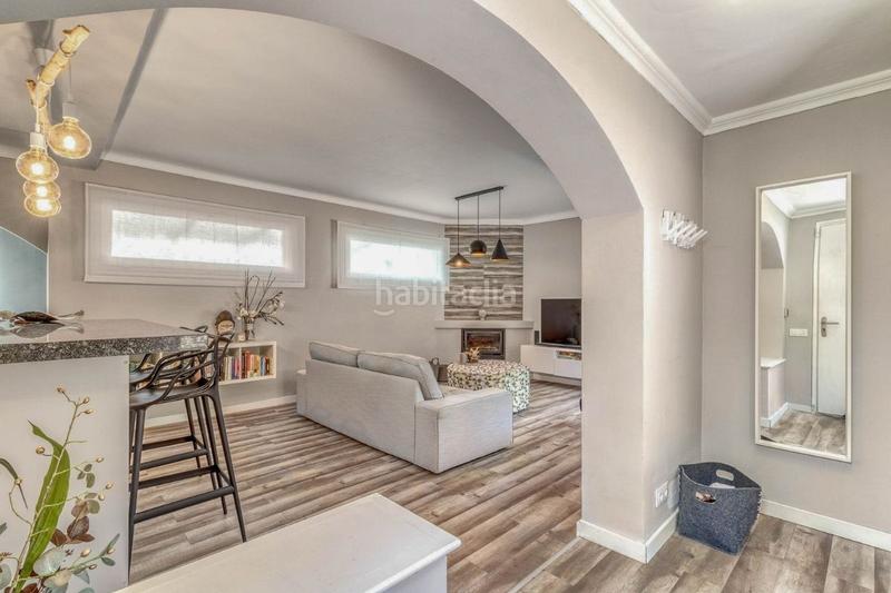 Foto 5e24bf49-311e-4379-bd0a-dd5bacc8839a. Chalet avec parking dans Nord Roses