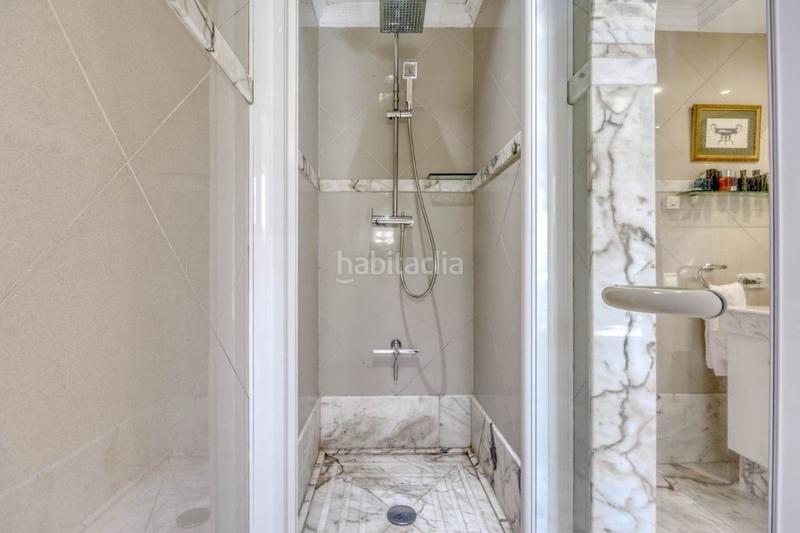 Foto aa5363e1-772e-430d-84c0-deefc5bc007b. Chalet avec parking dans Nord Roses