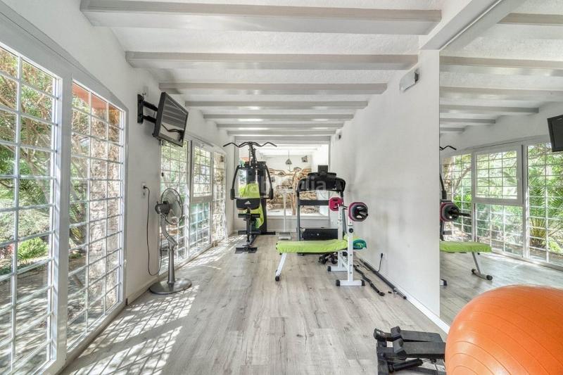 Foto d07a0547-cd94-4b3f-9f4c-de32ceedfbac. Chalet avec parking dans Nord Roses