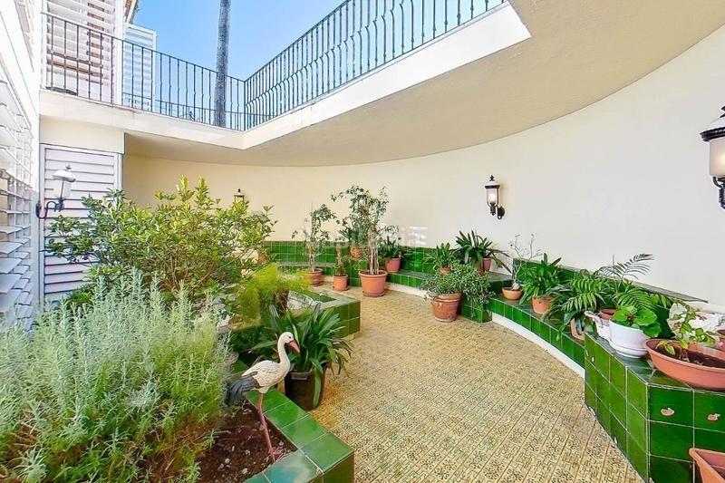 Foto cd6ca87d-cfc9-4f71-ab52-7112b074be56. Xalet amb piscina a Nord Roses