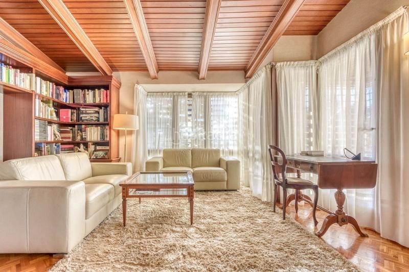 Foto ff47108d-0072-4196-bd83-7ab3d104e043. Xalet amb piscina a Nord Roses