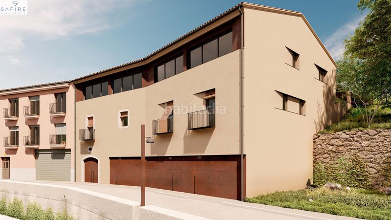 Foto 4cf419ab-3538-4251-86c4-0838d144f020. Casa adossada amb aparcament a Sant Daniel Girona
