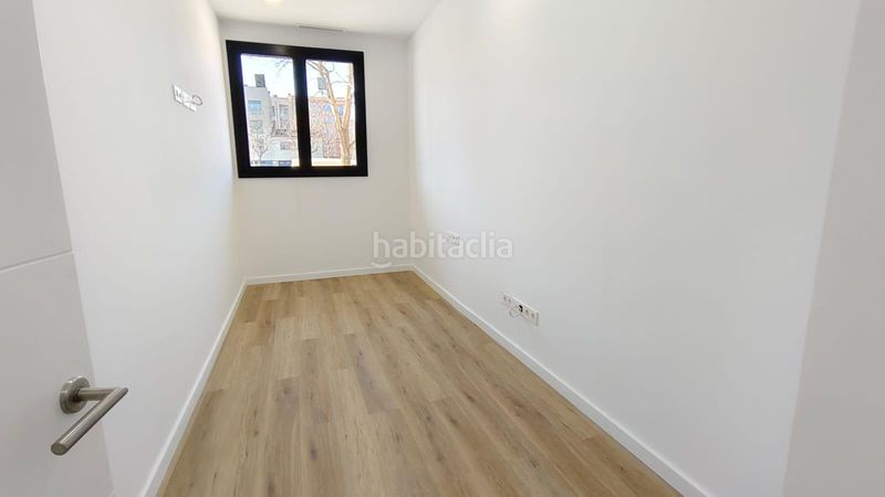 Foto c3cba30d-4eb4-4b1e-a307-c29a1b1486cb. Planta baixa amb calefacció aparcament a Eixample Sud-Migdia Girona